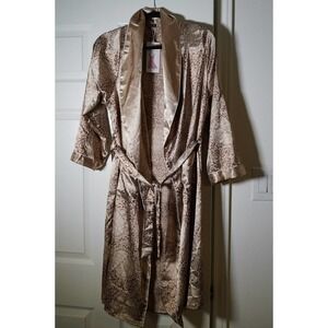 Woman's XXL Satin Paisley Print Robe with Belt
